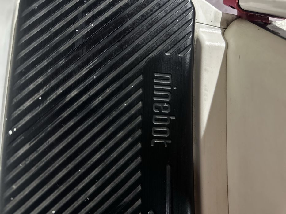 Nine Bot MINI Скутер