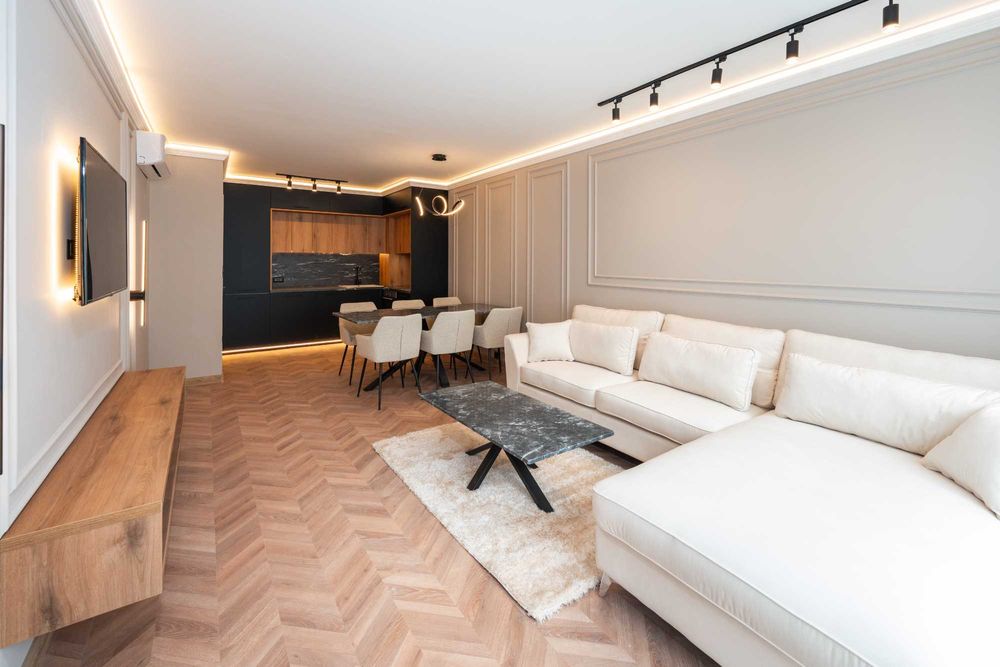 Продава се Двустаен апартамент в Пловдив, Кючук Париж - 70 кв.м за 2072 €/кв.м - Снимка #1