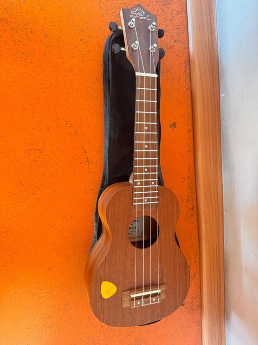 Укулеле любительская