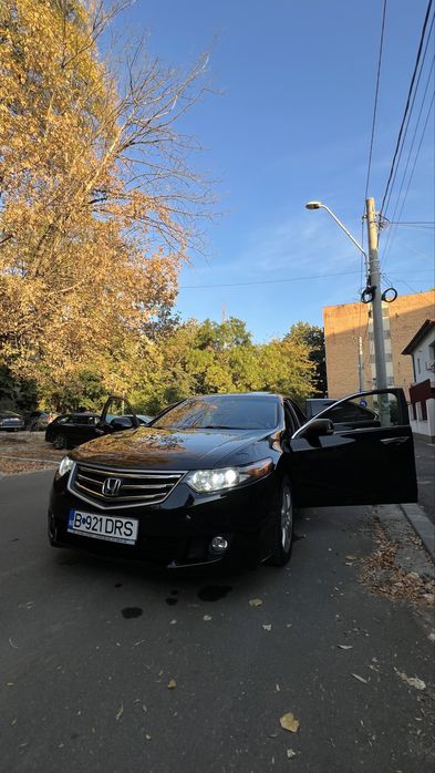 Honda Accord VIII (2009) 2.2 Diesel, Pachet Executive | Automată | 147.000 km