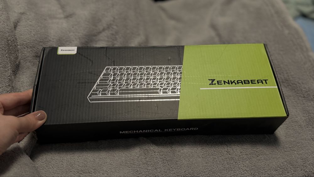 Tastaturǎ mecanicǎ wireless/fir ZENKABEAT