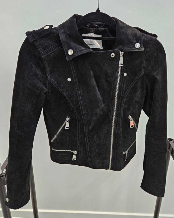 Дамско яке от естествен велур