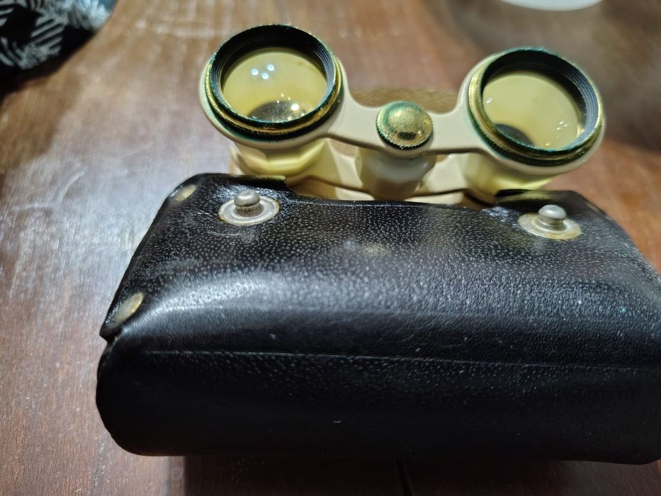 Binoclu de colectie
