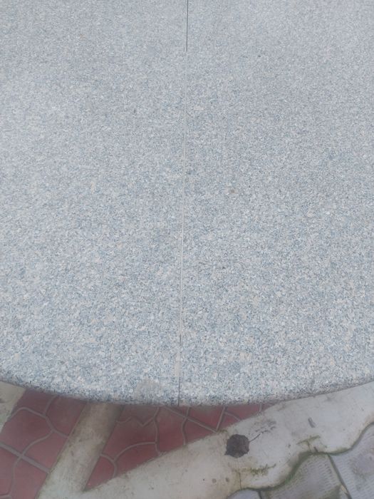 Обеденный стол.Кованный.