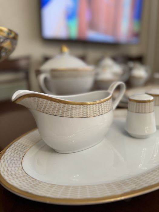 Японский сервиз на 12 персон.