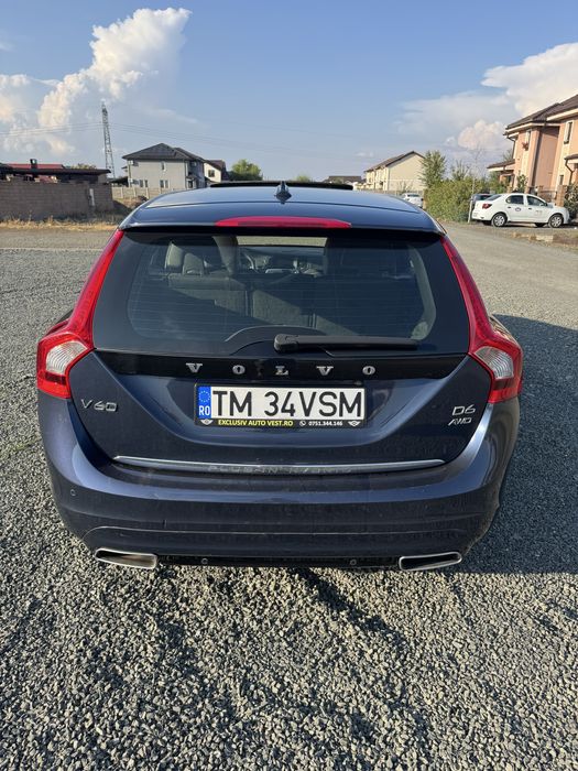 Volvo V60 Plug in Hybrid AWD Factura