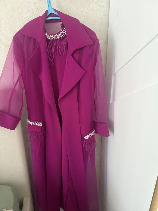 Женская одежда платье нарядное