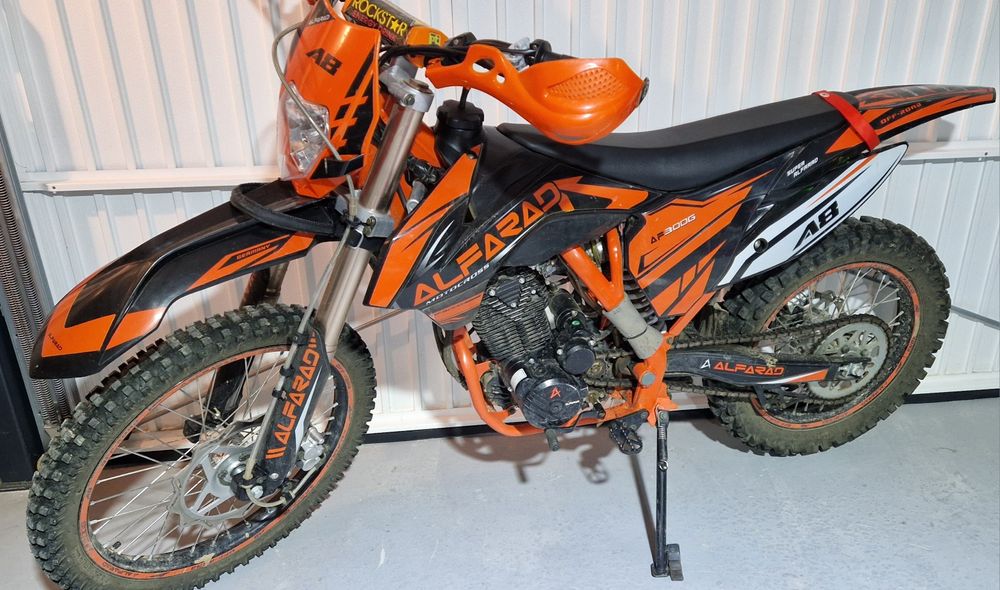 Alfarad  300 A8 enduro (nu ktm)