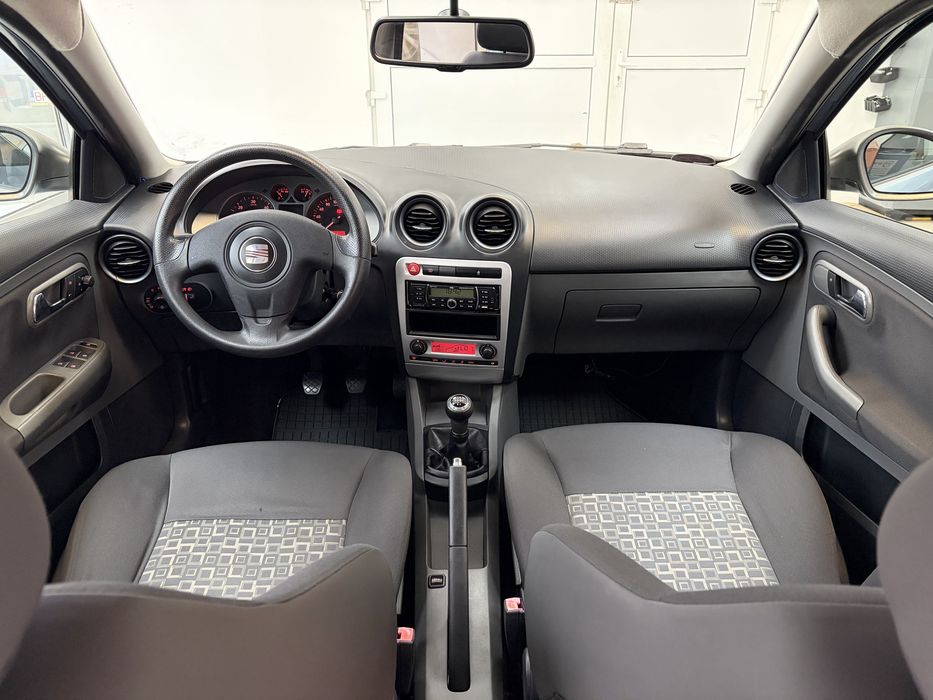 Seat Ibiza Hatchback 2007 | 1.4D-90CP | Climatronic | Radio CD Usb | 122.000Km