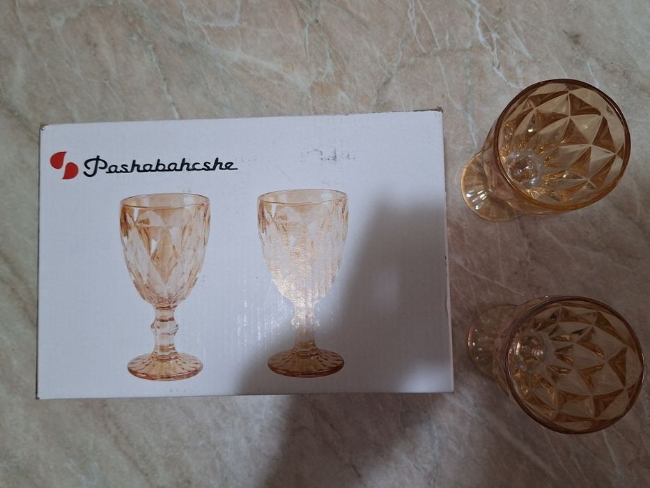 Продается комплект бокалов