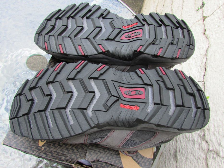 Дамски туристически обувки Salomon Contagrip