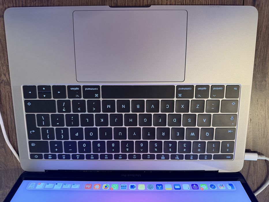 MacBook Pro 13" 2017, 128GB, 8GB RAM