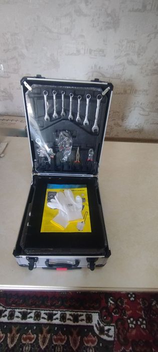 Набор инструментов новый