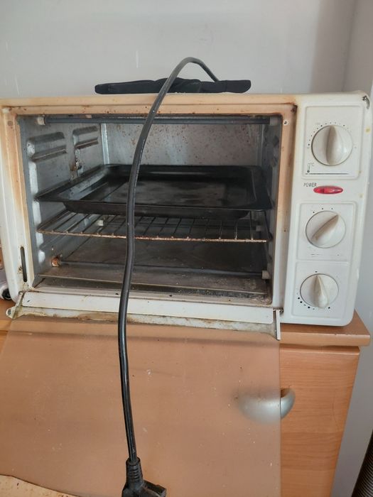 Духовка отличная