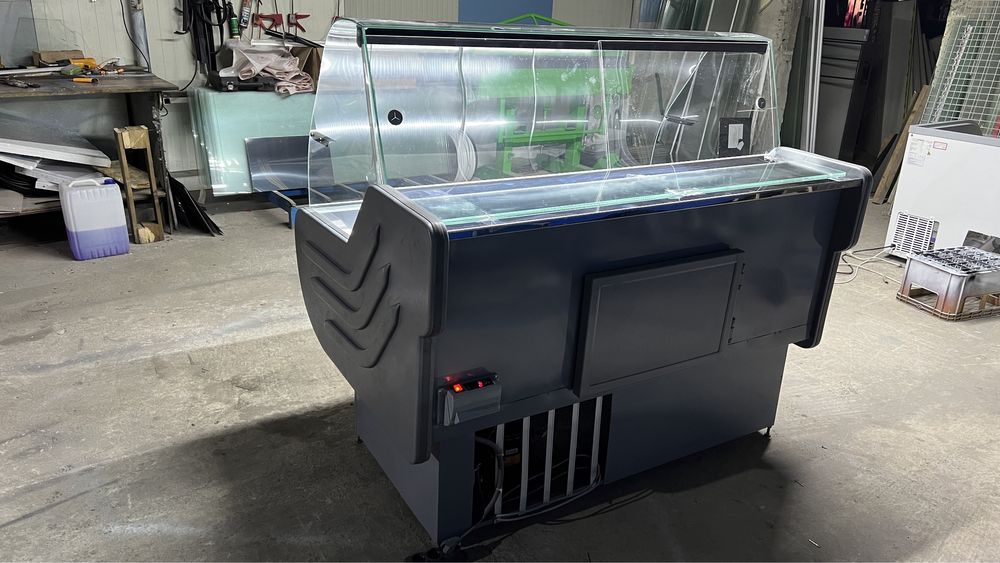 Vitrina frigorifica pentru mezeluri si cane / orizontala / gri