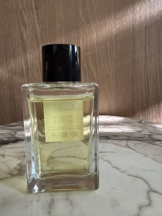 Парфюм Essential Parfums