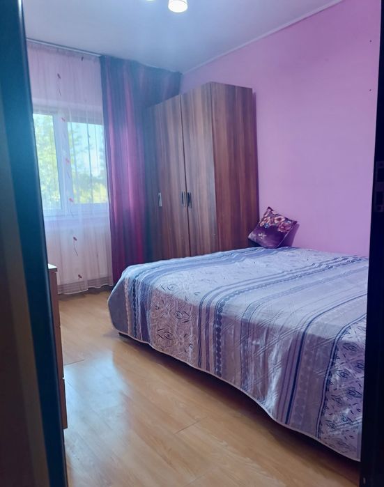 Apartament 3 camere decomandat 65 mp, etaj 2, zona E3,Strada Barajului,