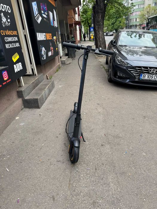 HOPE AMANET P10/Trotineta electrica Ninebot KickScooter MAX G30E II