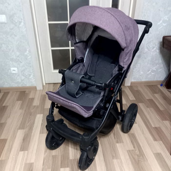 Отличная детская коляска Camarelo Zeo