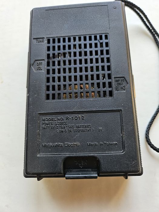 Радио Panasonic r1012