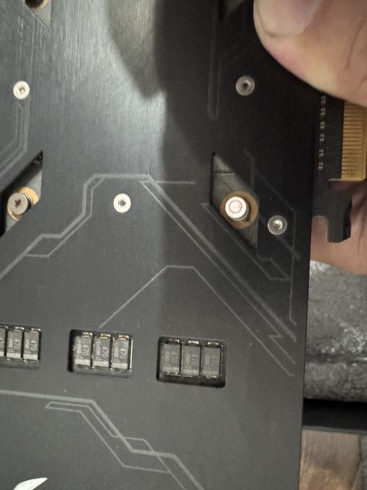 Продам Asus strix Geforce 1080 8gb