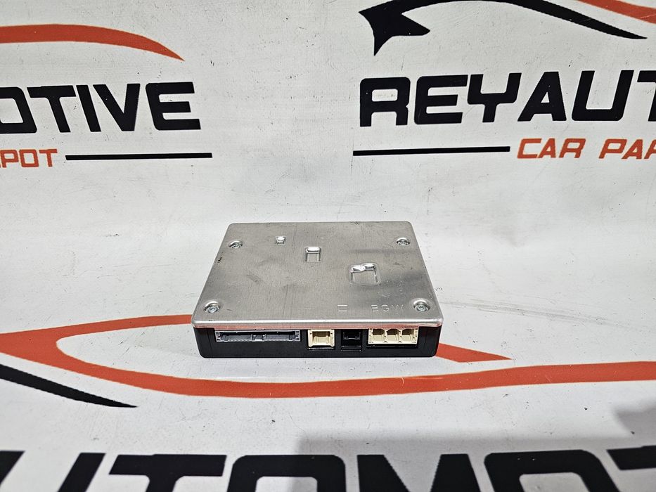 Modul comfort Toyota Yaris dupa 2022 cod 86740-0D030