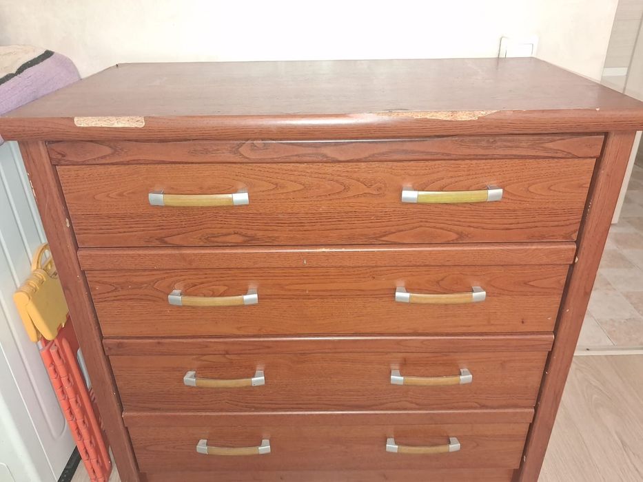 Продам красивый комод.