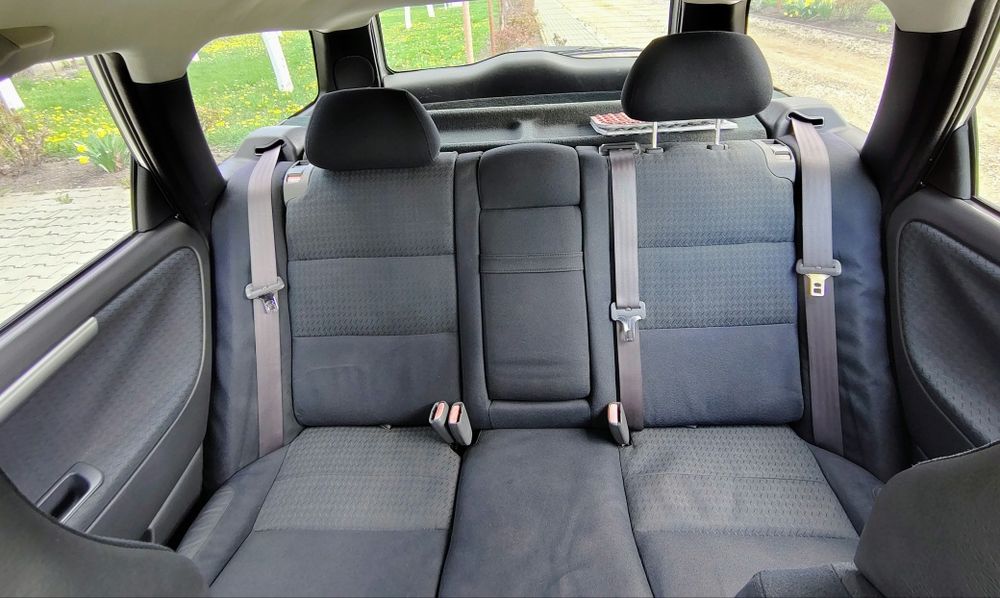 Volvo V40 (2004, 1.9DI)