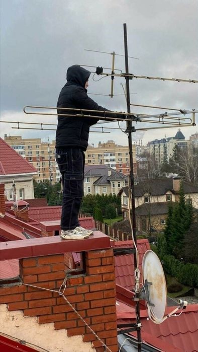 Антена урнатиш созлаш канал териш. Телевизор у'рнатиш. Антена уста.