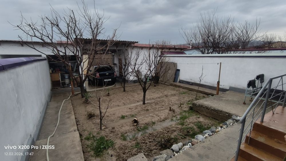 Коттедж 2 сотихлик 3 хона сотилади