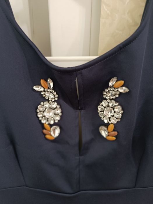 Женские вечерние платья