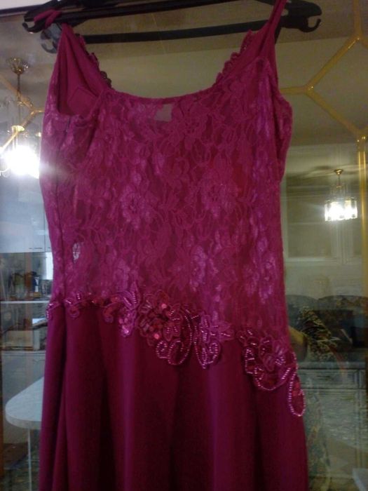 Дълга елегантна рокля- за бал или др.официален случай-циклама