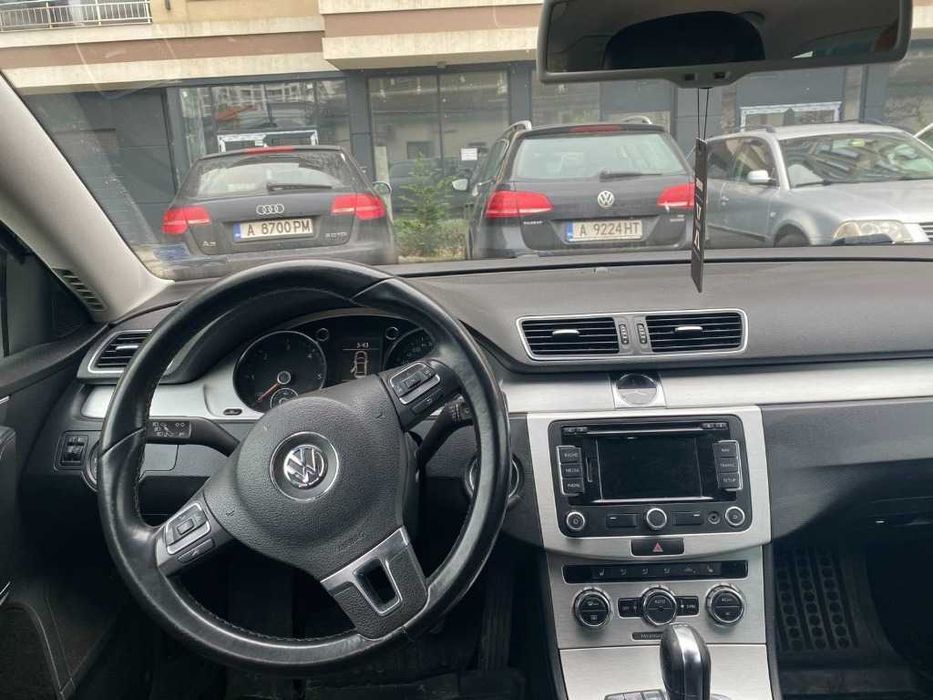 Продава VW PASSAT B7 2.0 TDI