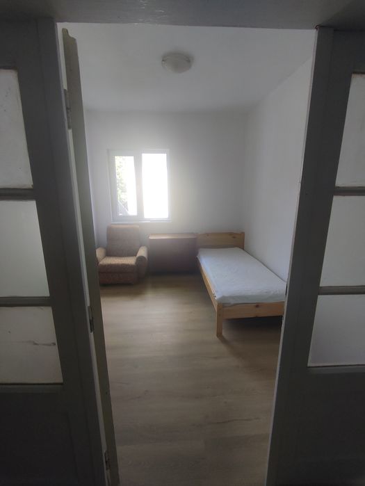 Дава се под наем Етаж от къща в Враца, Квартал 103 - 120 кв.м за 433.5 € - Снимка #8