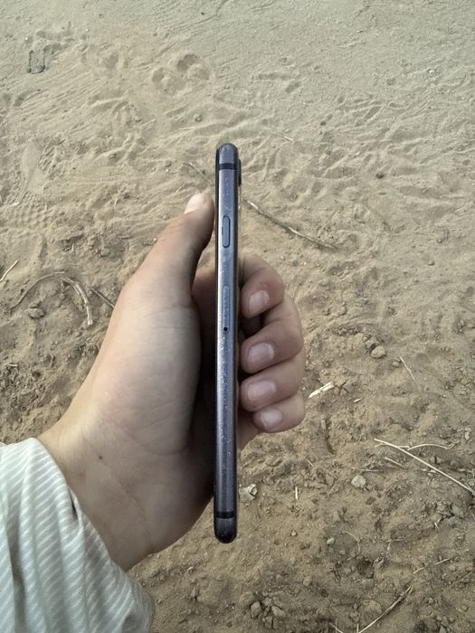 Айфон 8 состояние плохое