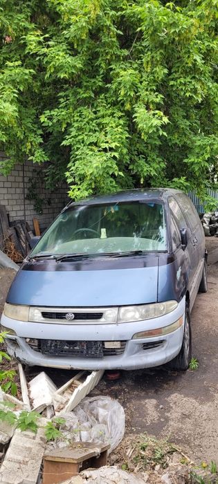 Продам  TAYOTA ESTIMA emina