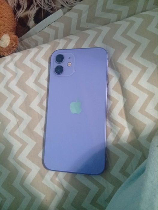 Vand sau schimb iPhone 12