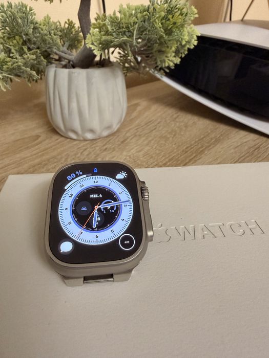 Aplle watch ultra Titanium