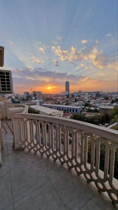 Большая квартира в центре города для респектабельных покупателей