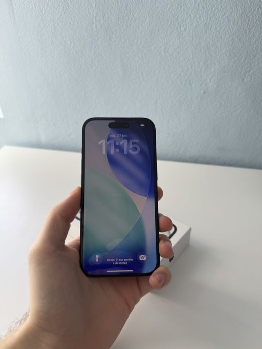 Iphone 15 black / 128 gb / liber de retea / 13 14 s23 24 pro max