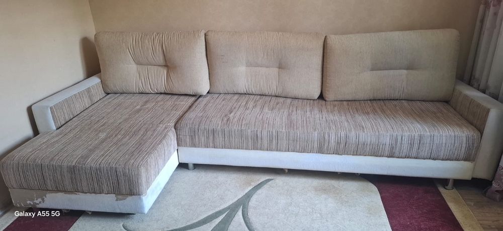 Угловой раскладной  диван
