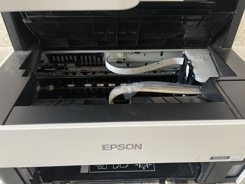Продам 3в1 чернобелый принтер Epson M2140
