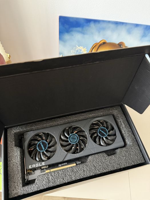 Placa video GIGABYTE GeForce RTX 4060 Ti EAGLE OC 8GB GDDR6 128-bit DLSS 3.0