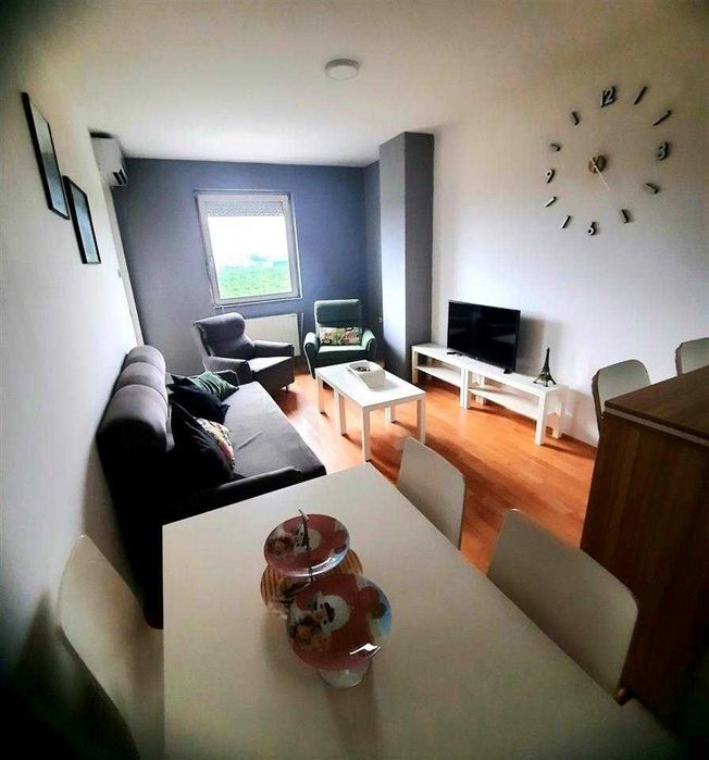 Дава се под наем Двустаен апартамент в София, Зона Б-18 - 60 кв.м за 698.19 € - Снимка #1