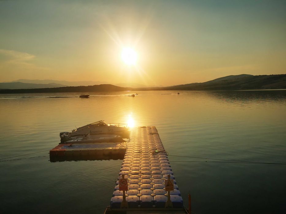 Продавам бизнес - воден атракцион на яз. Огоста