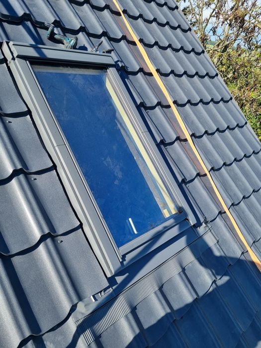 Montam și reparam acoperisuri