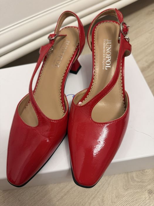 Новая женская обувь