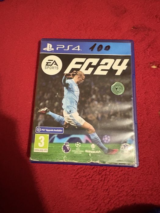 vând jocuri de PS4
