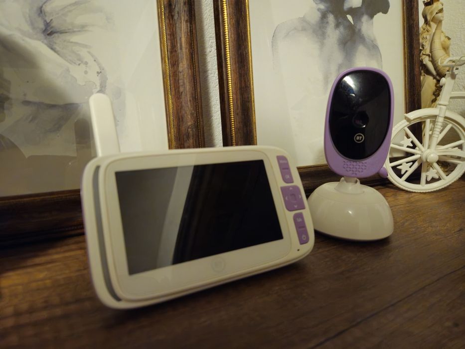 Camera + monitor bebelusi