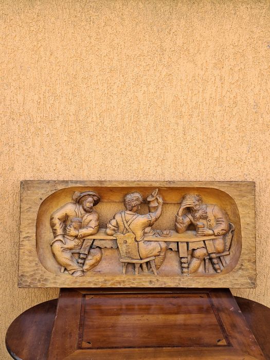 Sculptura lemn, basorelief